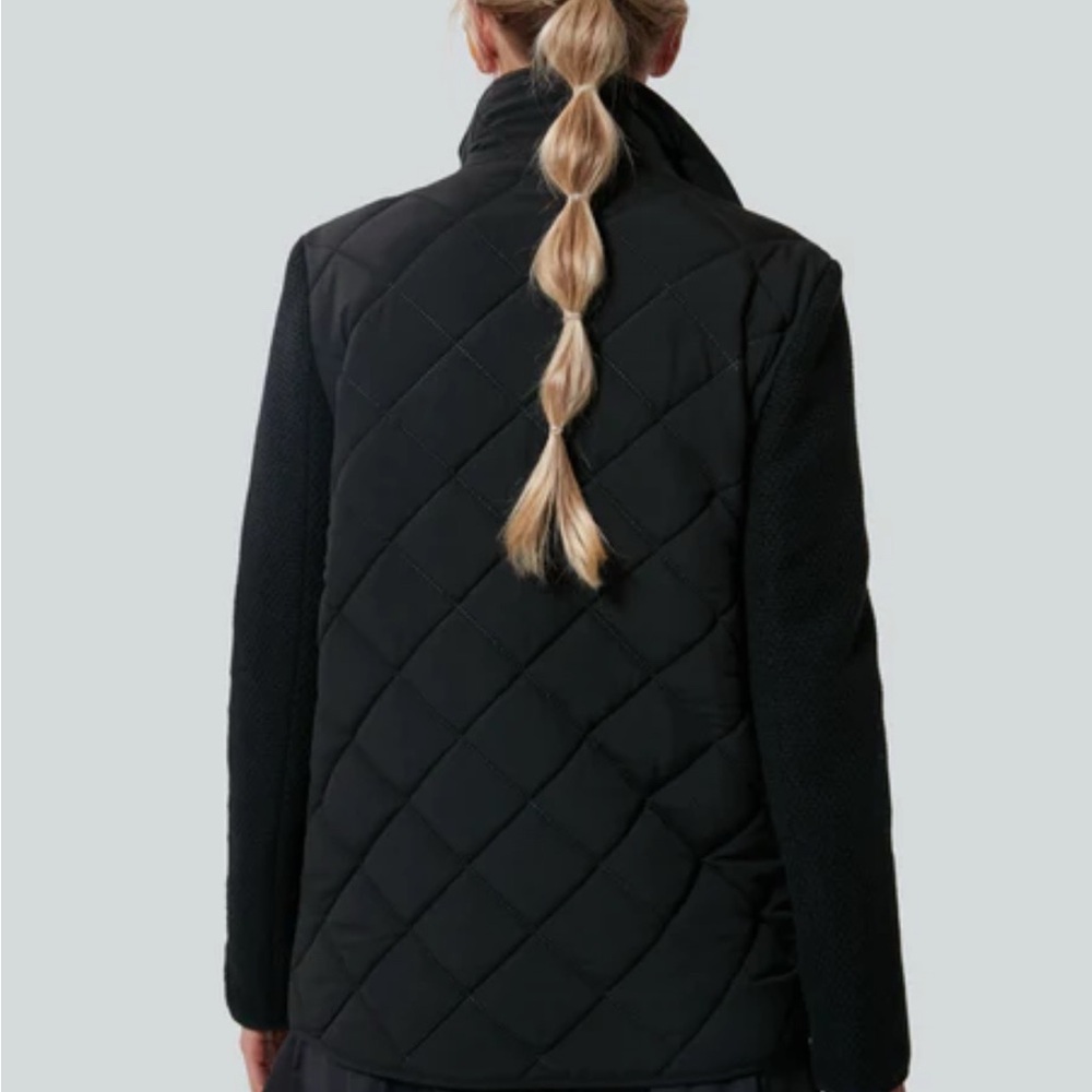 Tuckernuck Sport Black Quilted Evonne Jacket Size M in excellent condition - Picture 4 of 8
